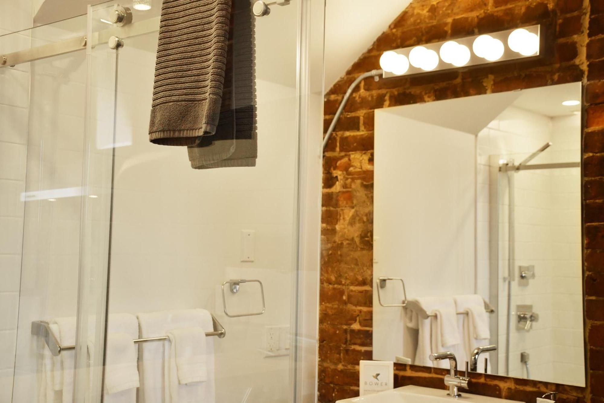 Maison Evangeline By Bower Boutique Hotels Moncton Room photo
